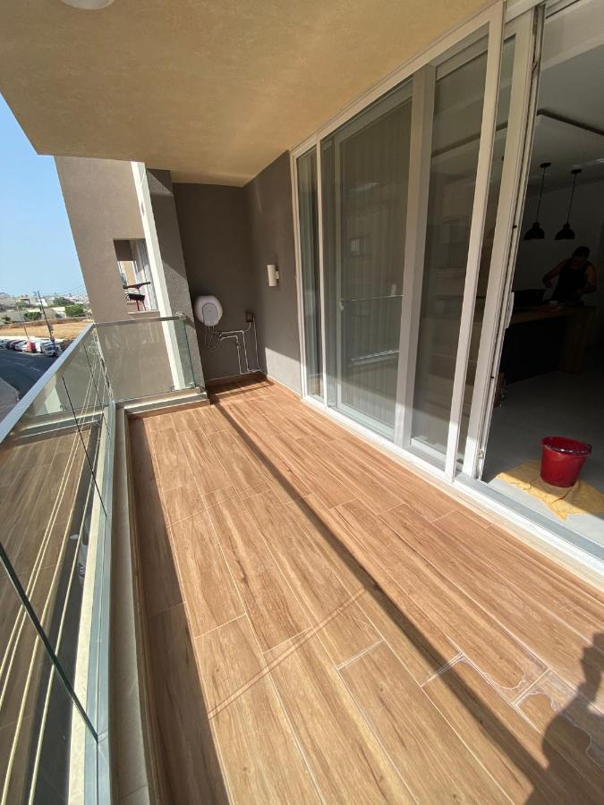Modern, Spacious, 3 Bedroom Apartment Near Malta International Airport Luqa Dış mekan fotoğraf